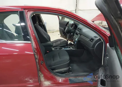 2010 Ford Fusion Se from USA, damaged, VIN 3FAHP0HA1AR244744